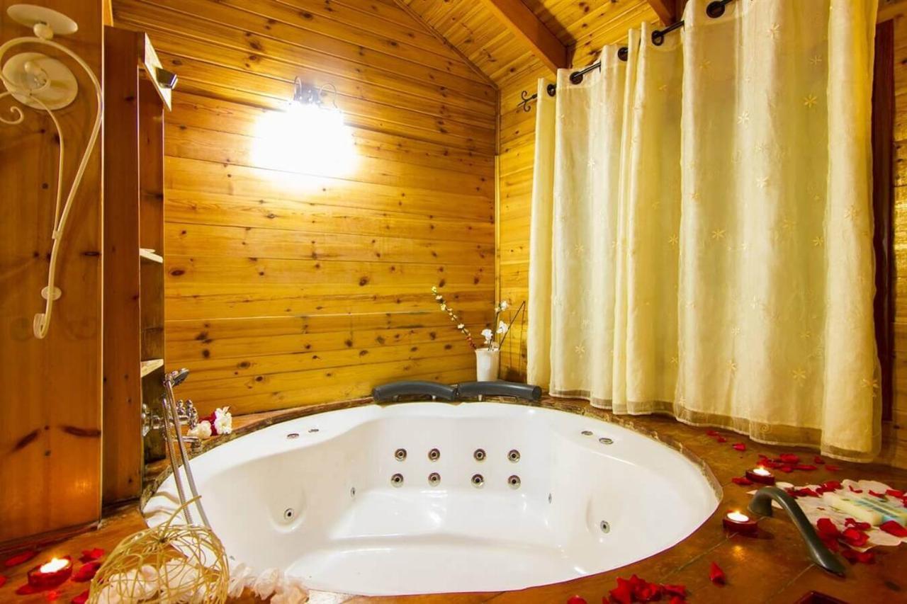 Keren Or Villa Netiv HaShayyara Exteriör bild
